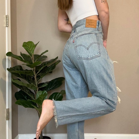 Levi’s denim straight leg jeans - Picture 3 of 4